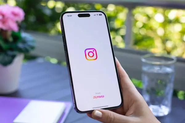 Top Tips to View Private Instagram Photos Fast